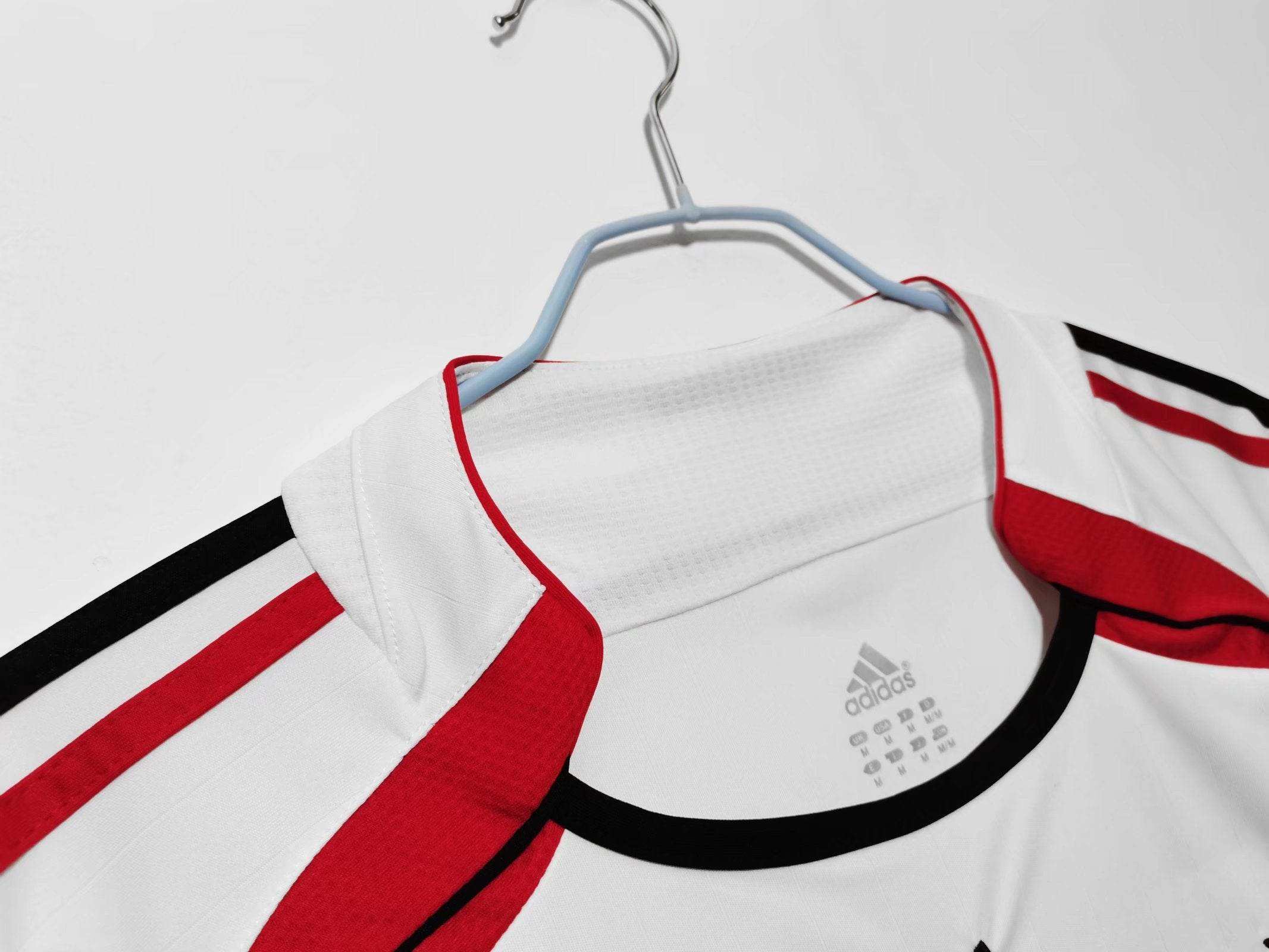 Maillot AC Milan 2006/07 Blanc Ligue des Champions - Édition Vintage Officielle - JERSEY 