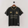 Maillot Santos 2024/25 Noir Charlie Brown Jr – Édition Spéciale Collector - JERSEY 