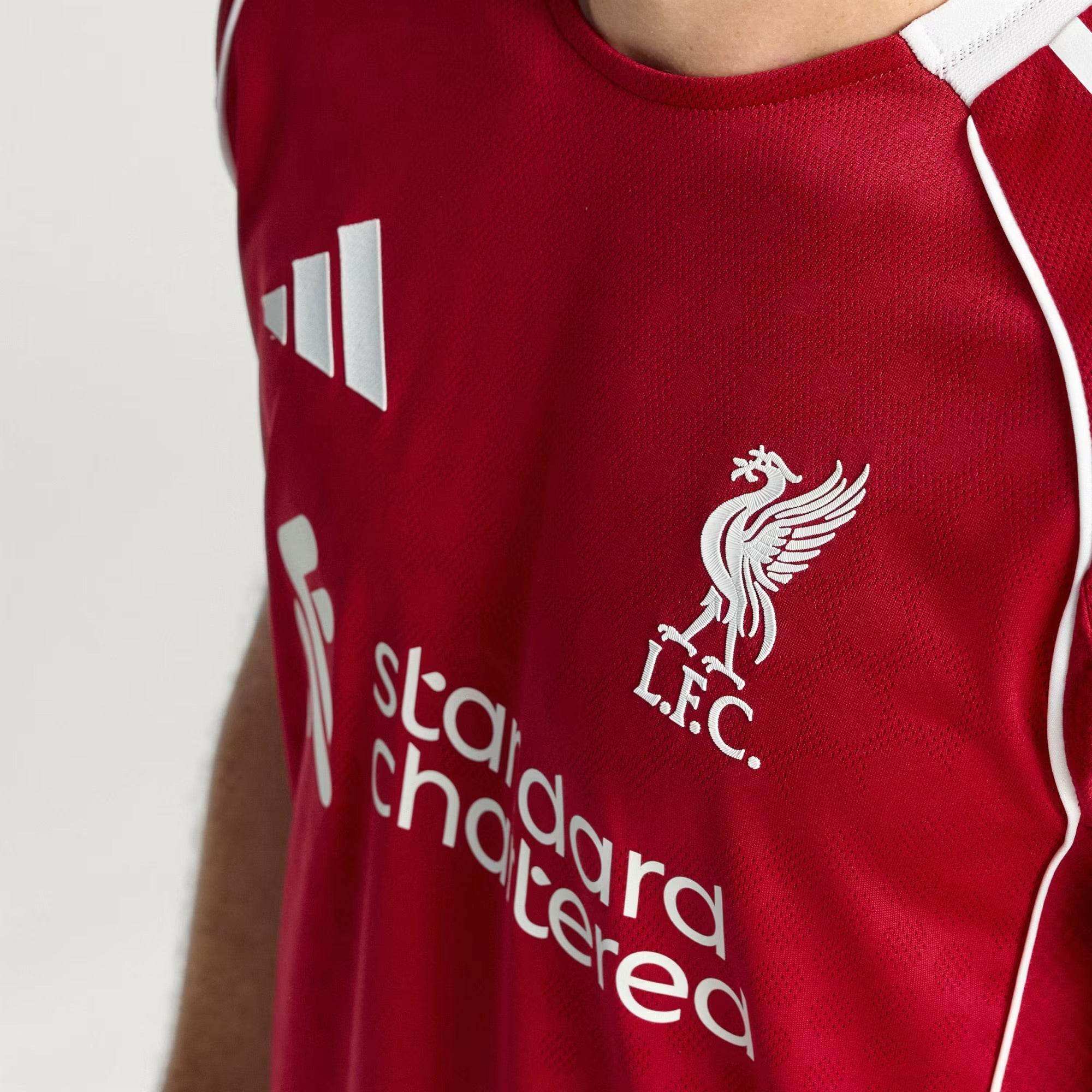 Maillot Liverpool Domicile Officiel – Saison 2025/2026 - JERSEY 