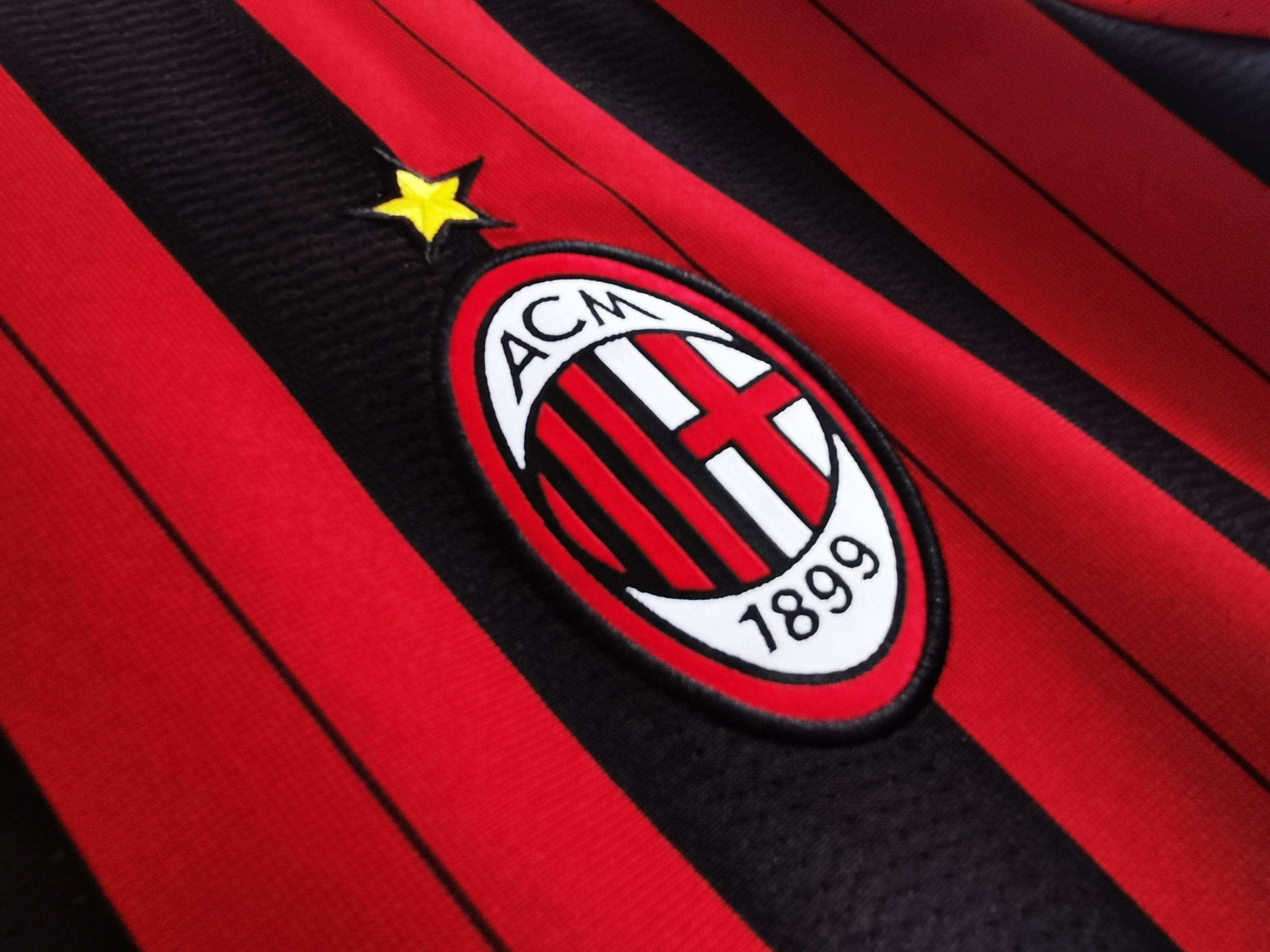 Maillot AC Milan 2013/14 Rouge Noir - Édition Vintage Officielle - JERSEY 