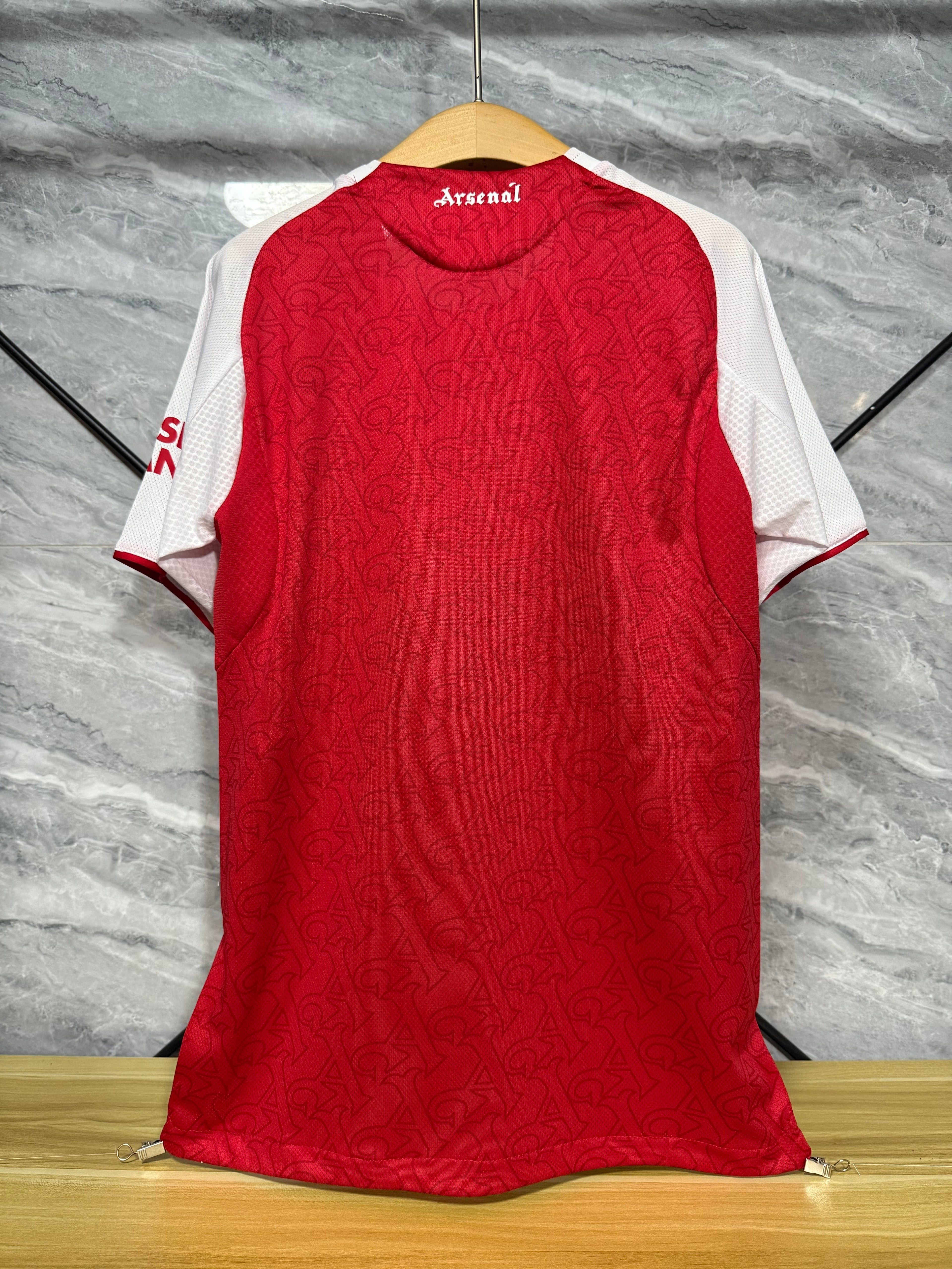 Maillot Arsenal Domicile Officiel 2025/2026 – Adidas